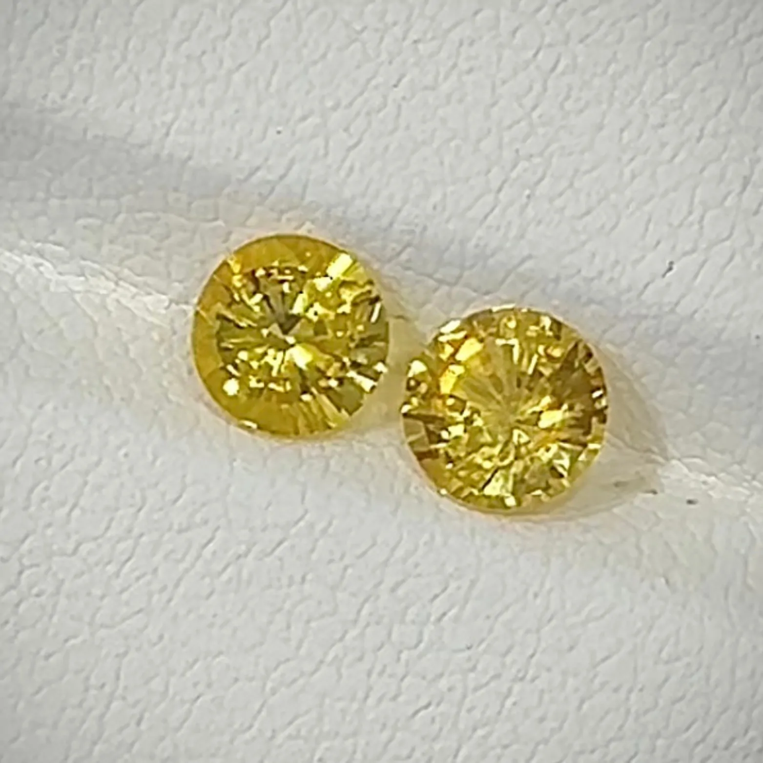 1.23 CARAT YELLOW SAPPHIRE PAIR